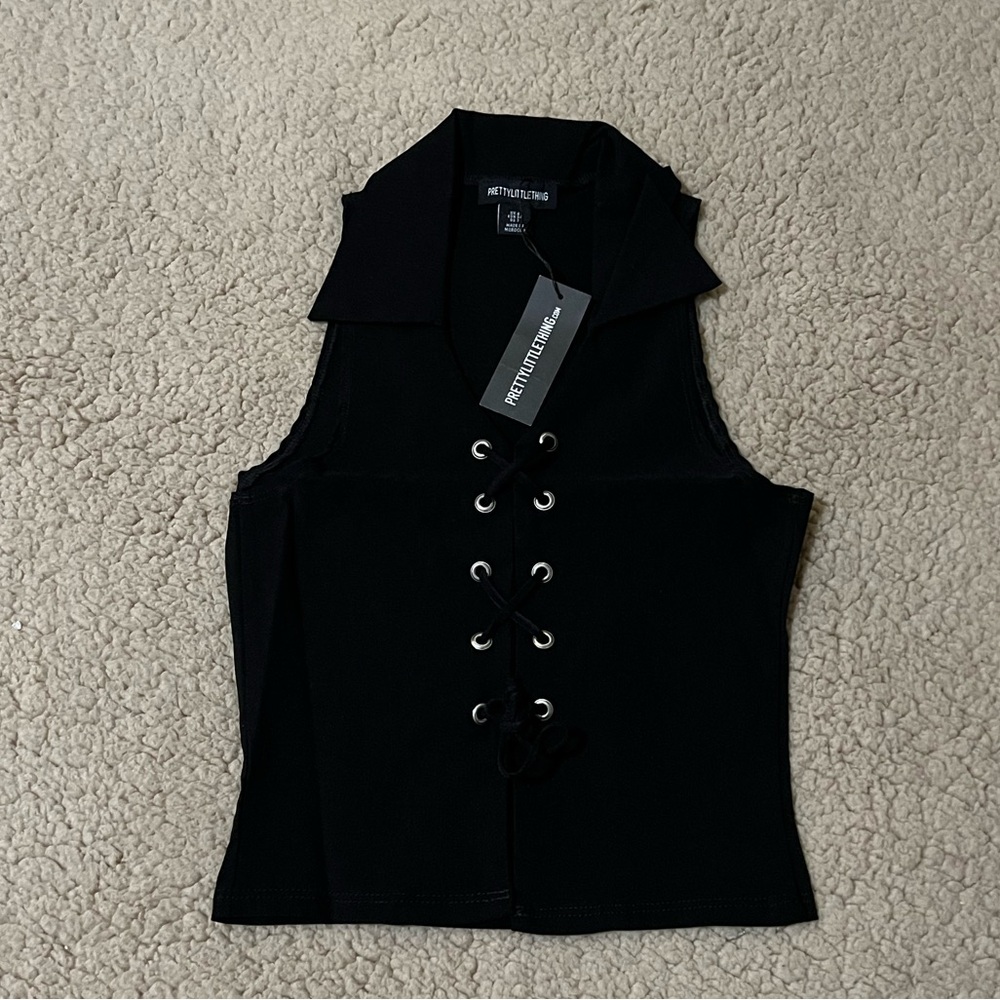 🤍New Lace Up Front Crop Vest🤍 - Picture 2 of 7